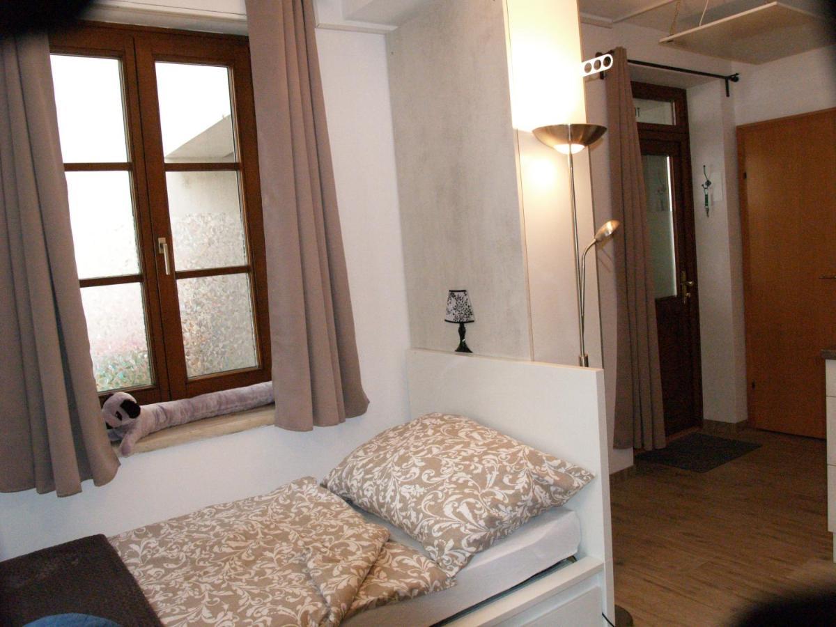 Apartmán Lg Tiny Korneuburg Exteriér fotografie